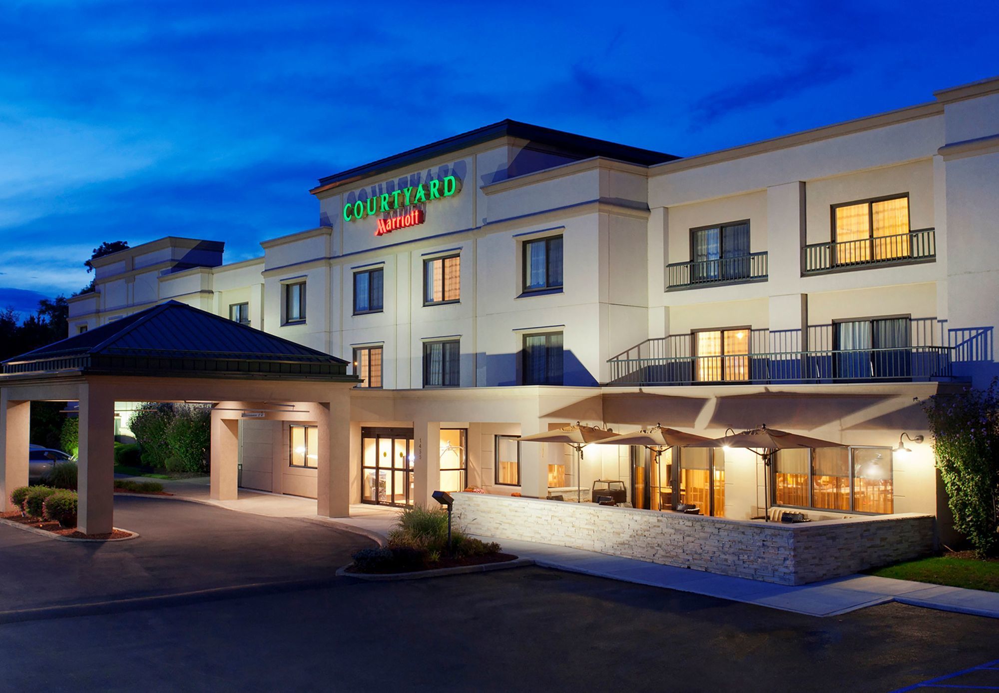 Courtyard Newburgh Stewart Airport Hotel Exterior photo